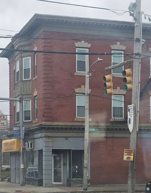 400 Broadway, Pawtucket, RI, 02860-1382 | Card Image