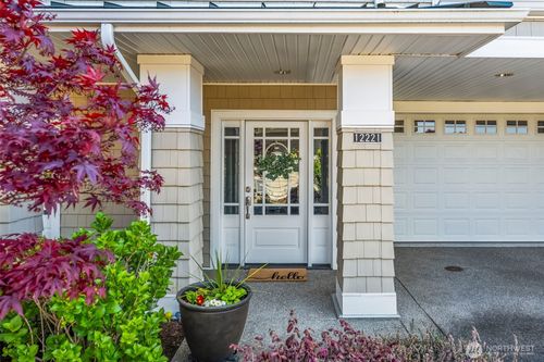 12221 58th Ave, Gig Harbor, WA, 98332-8132 | Card Image
