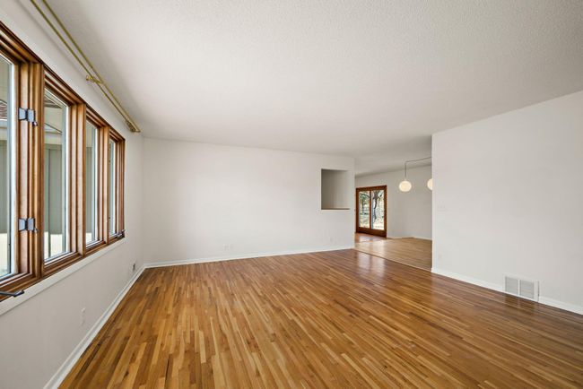 open to the other areas of the home | Image 4