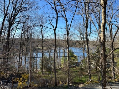 43 Hemlock Ave, Newton, NJ, 07860-9750 | Card Image