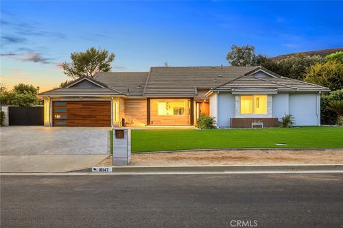 10147 Janetta Way, Sunland, CA, 91040-1370 | Card Image