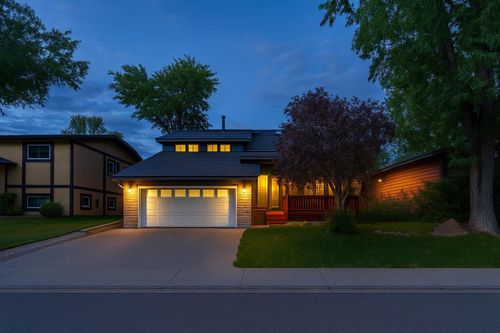 80 Taylor Way Se, Airdrie, AB, T4A1T2 | Card Image