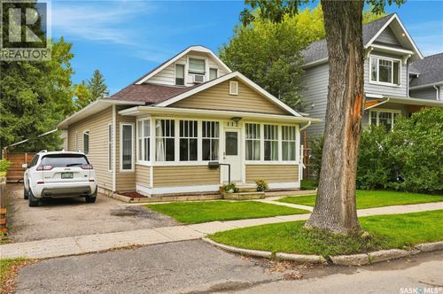 112 112th St W, Saskatoon, SK, S7N1T7 | Card Image