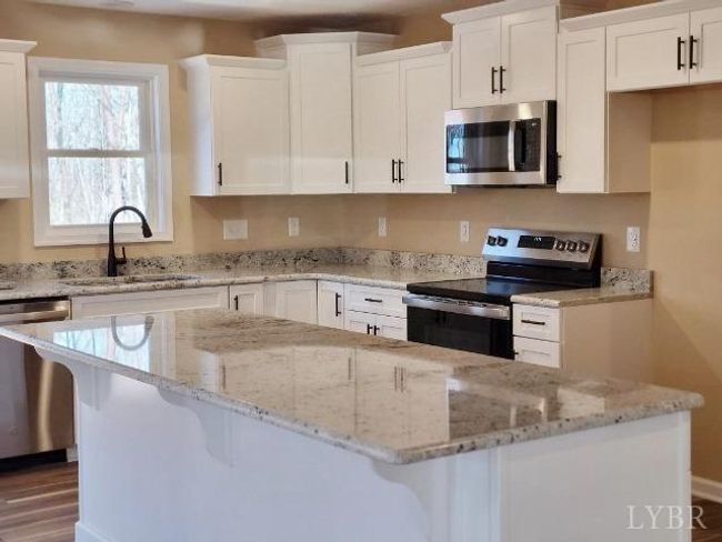 2329 Stonewall Rd, House other with 3 bedrooms, 2 bathrooms and null parking in Concord VA | Image 5