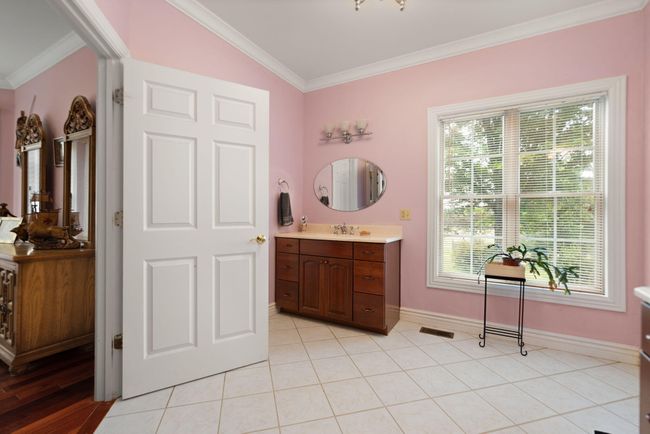 225 Hilltop Rd, Home with 3 bedrooms, 3 bathrooms and null parking in East Bernstadt KY | Image 25