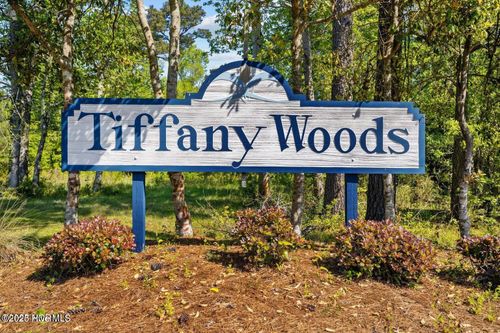 100 Tiffany Way, Beaufort, NC, 28516-9429 | Card Image