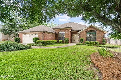 106 Queens Cir, PANAMA CITY, FL, 32405-1910 | Card Image