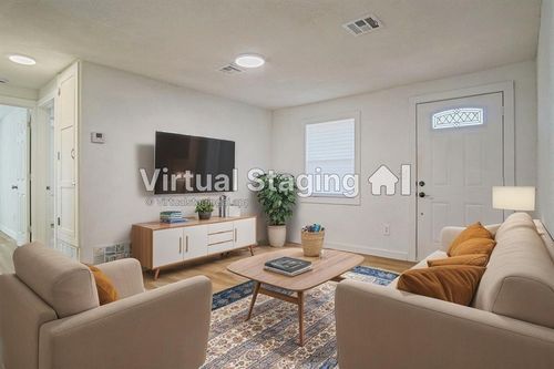 1440 Mallard Dr, Del City, OK, 73115-2347 | Card Image