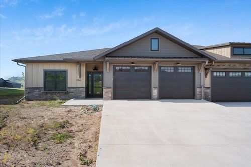 1960 Pronghorn Rd, Spearfish, SD, 57783 | Card Image