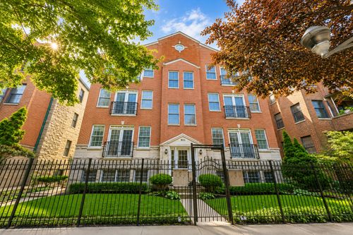 1w-853 Lakeside Pl, Chicago, IL, 60640-6691 | Card Image