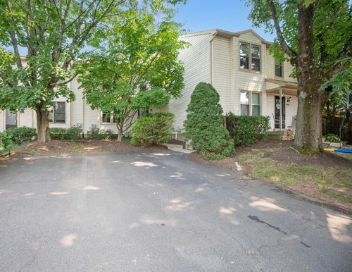 226 Inverness Cir, CHALFONT, PA, 18914-3953 | Card Image