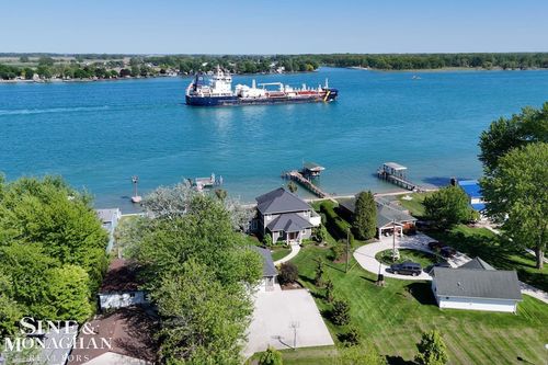 9377 River Rd, Clay, MI, 48001-4009 | Card Image