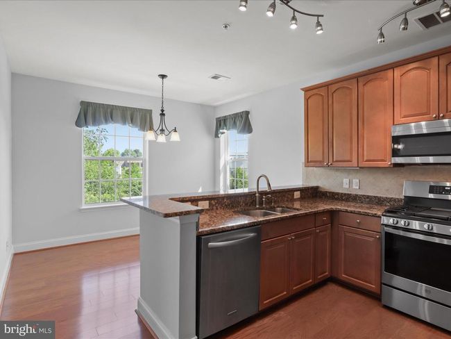 UNIT-407 - 9204 Charleston Dr, Condo with 3 bedrooms, 2 bathrooms and null parking in MANASSAS VA | Image 15