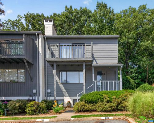 225 Harvest Dr, CHARLOTTESVILLE, VA, 22903-4850 | Card Image