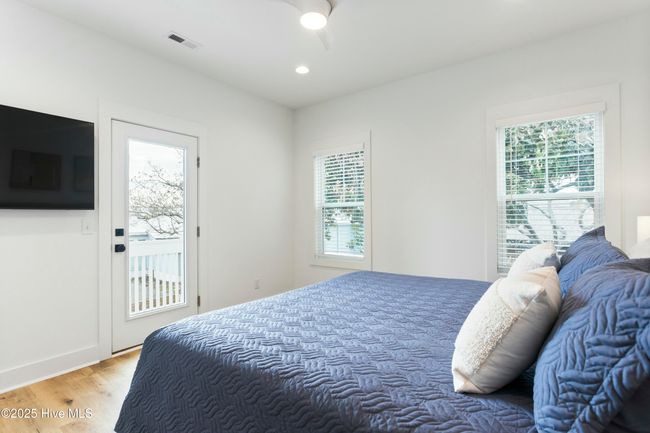 2 - 207 Florence Ave, Condo with 4 bedrooms, 5 bathrooms and null parking in Carolina Beach NC | Image 38