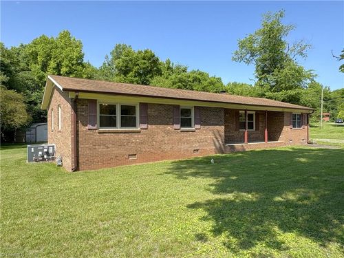 801 Ayersville Rd, Madison, NC, 27025-1537 | Card Image