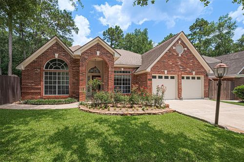 26 Skyland Pl, The Woodlands, TX, 77381-4054 | Card Image