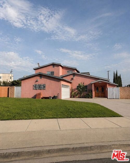 11128 Valjean Ave, Granada Hills, CA, 91344-3732 | Card Image