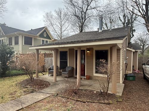 218 E Maple Ave, Fayetteville, AR, 72764-5562 | Card Image