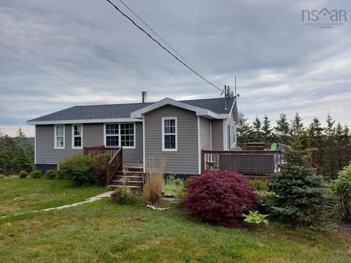 662 Highway 217, Freeport, NS, B0V1B0 | Card Image