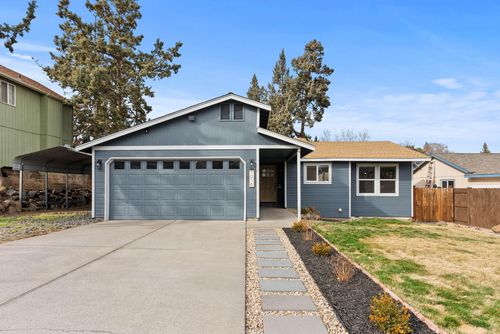 1916 Ne Monroe Avenue, Bend, OR, 97701 | Card Image