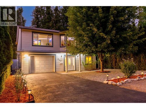 842 Raymer Rd, Kelowna, BC, V1W1J8 | Card Image