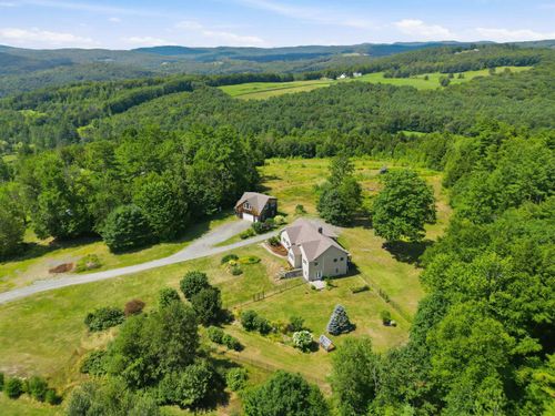 30 Garcia Ln, Hartland, VT, 05048-9662 | Card Image