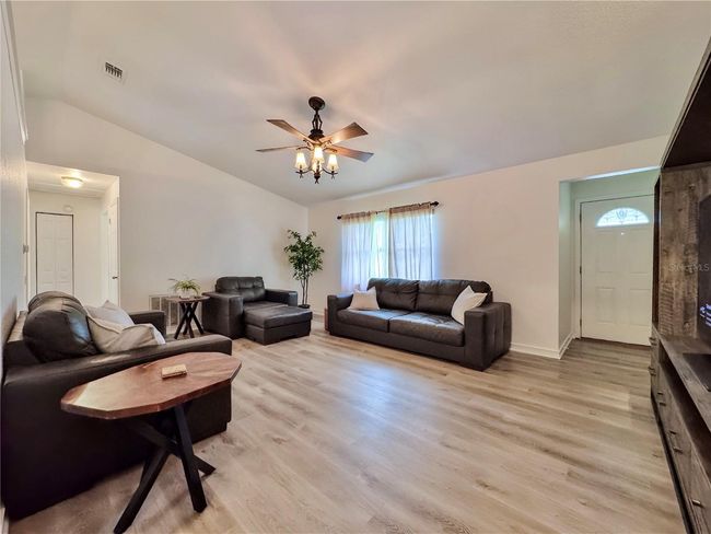 4170 Se 57 Th Ln, House other with 3 bedrooms, 2 bathrooms and null parking in OCALA FL | Image 12
