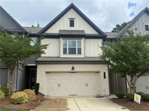 5639 Parkview Ln, Flowery Branch, GA, 30542-3122 | Card Image