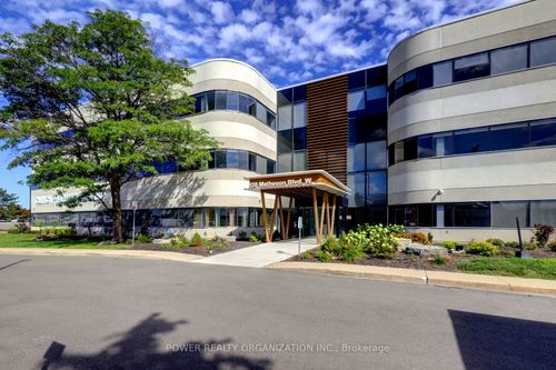 302-320 Matheson Blvd W, Mississauga, ON, L5R0H2 | Card Image