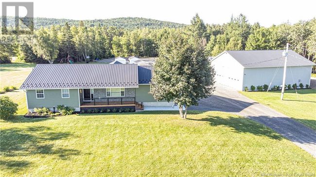1319 Rte 104, House other with 4 bedrooms, 3 bathrooms and null parking in Upper Keswick NB | Image 5