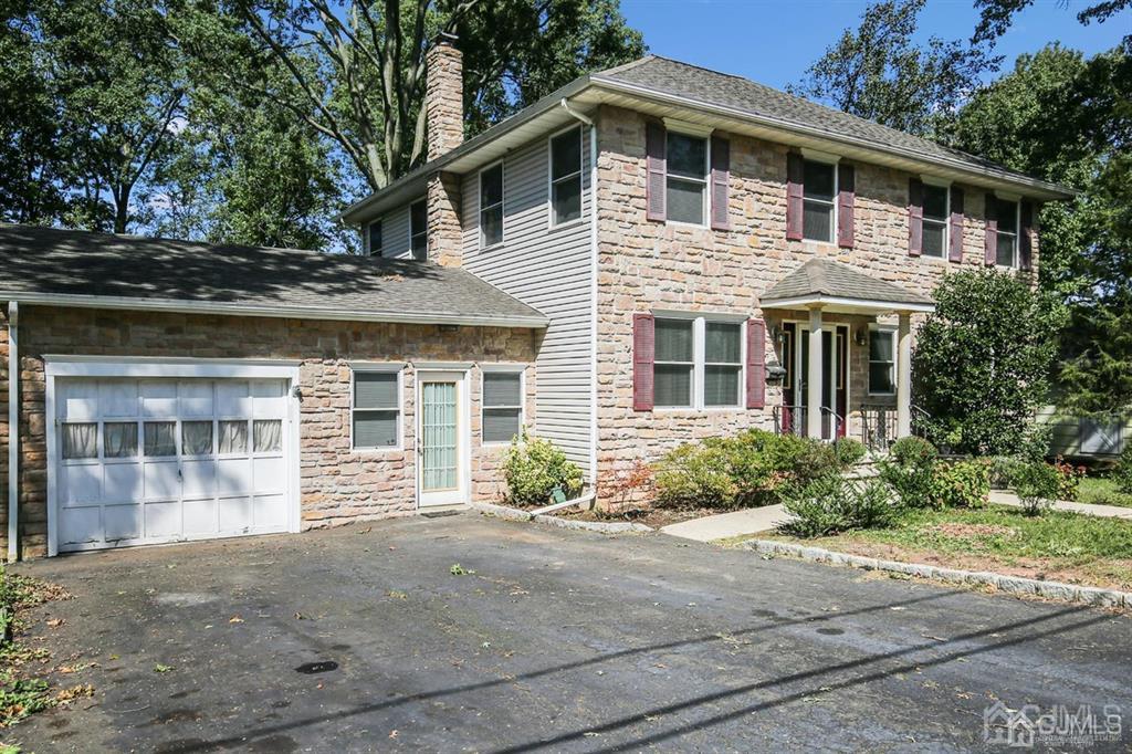 26 Homes Park Avenue, Sold in Iselin Zoocasa