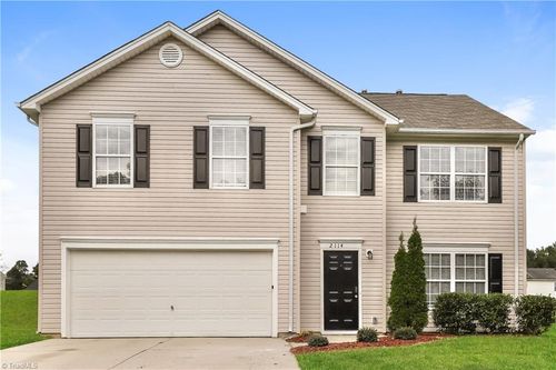 2114 Gramercy Park Dr, Greensboro, NC, 27406-8571 | Card Image