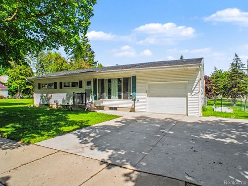 425 Rockingham Ave, Alma, MI, 48801-2718 | Card Image