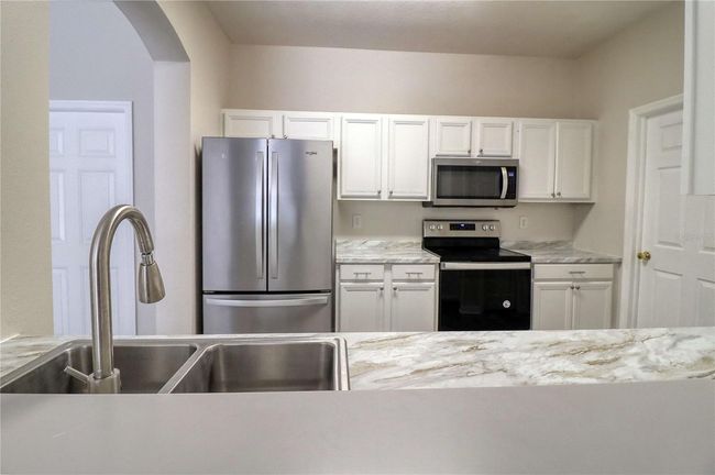 8509 Broken Willow Ct, Townhouse with 3 bedrooms, 3 bathrooms and null parking in TAMPA FL | Image 17