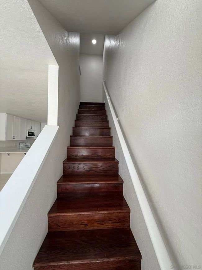 APT-2 - 1648 Oliver Ave, Townhouse with 2 bedrooms, 2 bathrooms and 1 parking in San Diego CA | Image 7