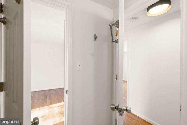 2280 Cocquina Dr, House other with 5 bedrooms, 2 bathrooms and null parking in RESTON VA | Image 29