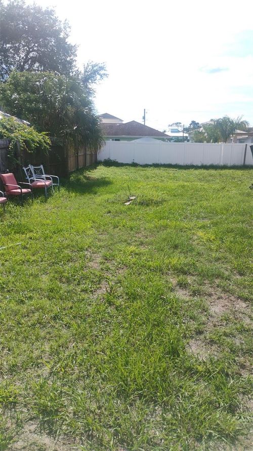 604 Chestnut St, Oldsmar, FL, 34677-3526 | Card Image