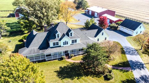 9N321 Barron Rd, Maple Park, IL, 60151-9406 | Card Image