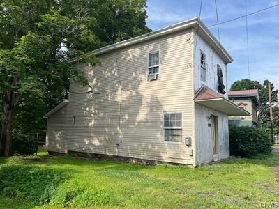 6176 Valley Mills Street, House other with 3 bedrooms, 2 bathrooms and null parking in Stockbridge NY | Image 3