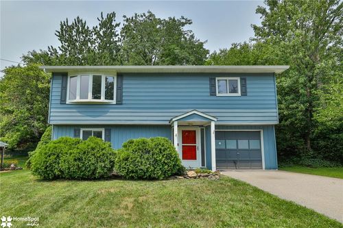 1525 Lehigh Ave, Allentown, PA, 18103-4338 | Card Image