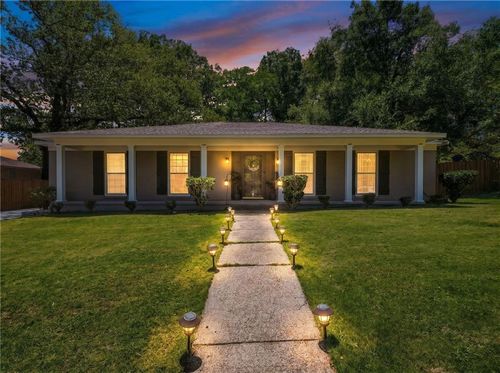 2660 Woodcliff Dr E, Mobile, AL, 36693-4429 | Card Image