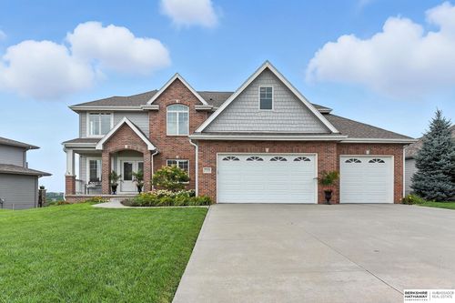 7710 N 127th Ave, Omaha, NE, 68142-1720 | Card Image