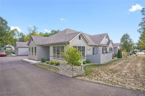 unit-1702-9264 Sharrott Rd, Poland, OH, 44514-4527 | Card Image