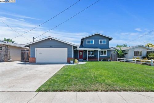 863 Los Alamos Ave, Livermore, CA, 94550-5448 | Card Image