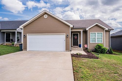 657 Cherry Blossom Rd, Bowling Green, KY, 42103-9155 | Card Image