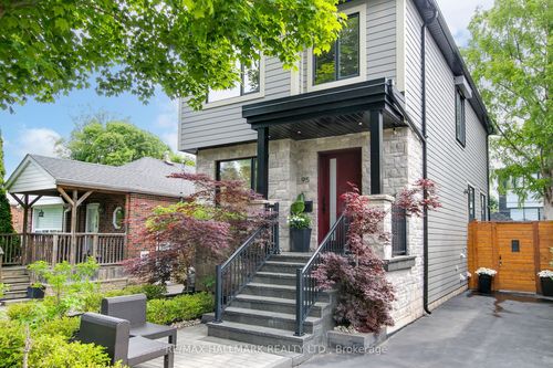 95 Dunington Dr, Scarborough, ON, M1N3E4 | Card Image