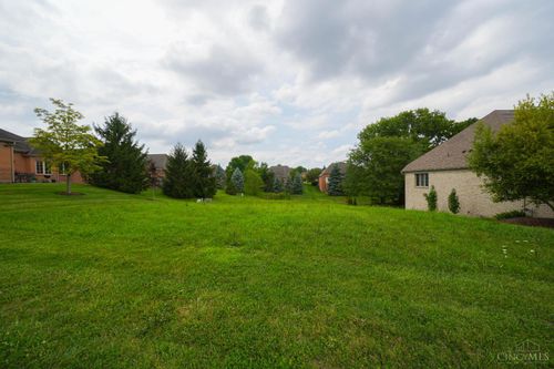 6867 Rose Glen Dr, Dayton, OH, 45459-1392 | Card Image