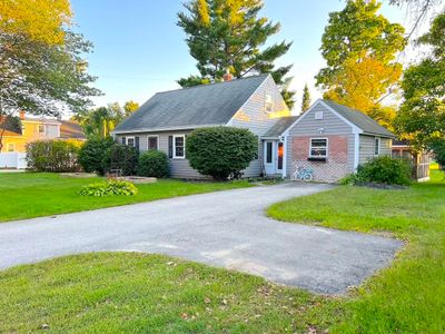 520 Mast Road, House other with 3 bedrooms, 1 bathrooms and null parking in Goffstown NH | Image 2