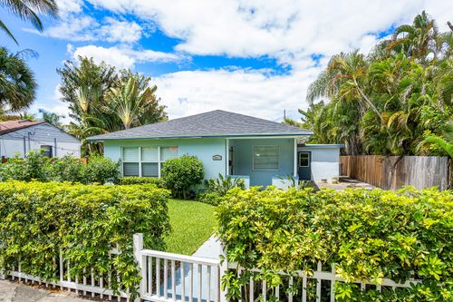 3211 Poinsettia Avenue, West Palm Beach, FL, 33407 | Card Image
